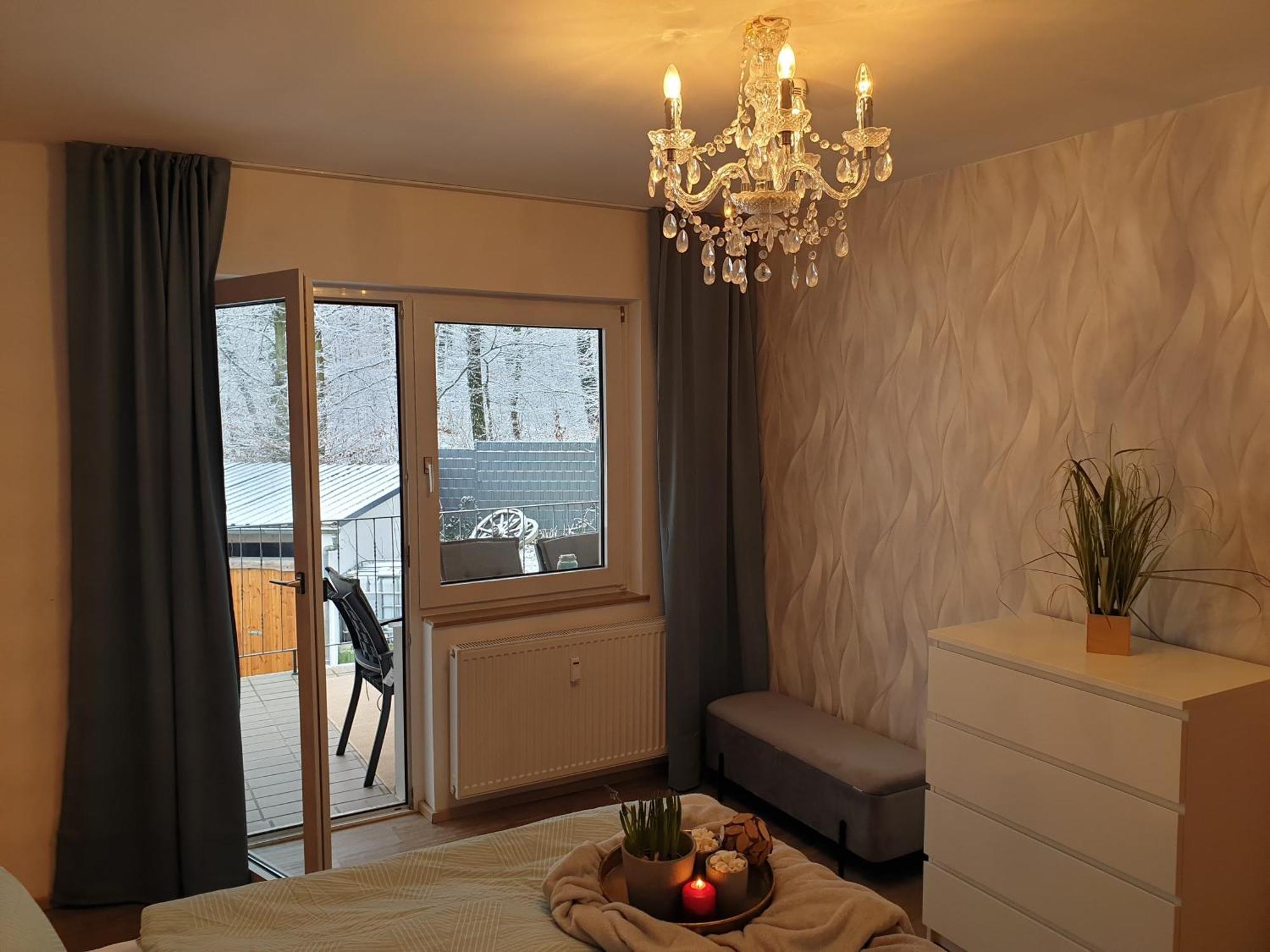 Fewo Winter In Der Villa Waldrand Mit Zwei Balkonen Bad Wünnenberg Esterno foto